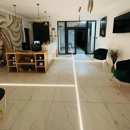 Infinity By Carla Hotel 3*